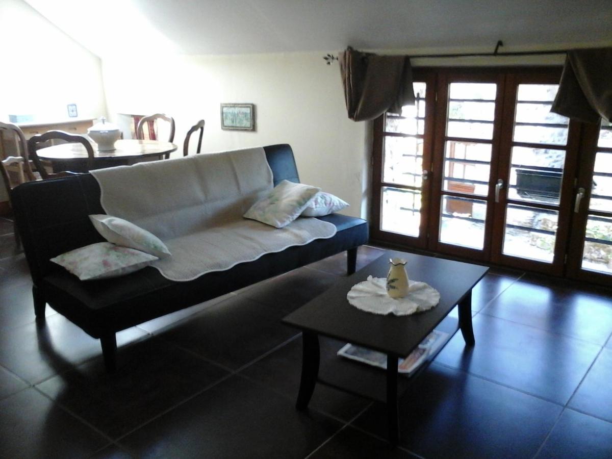Villa Les pruniers à Fraissinet-de-Fourques Extérieur photo