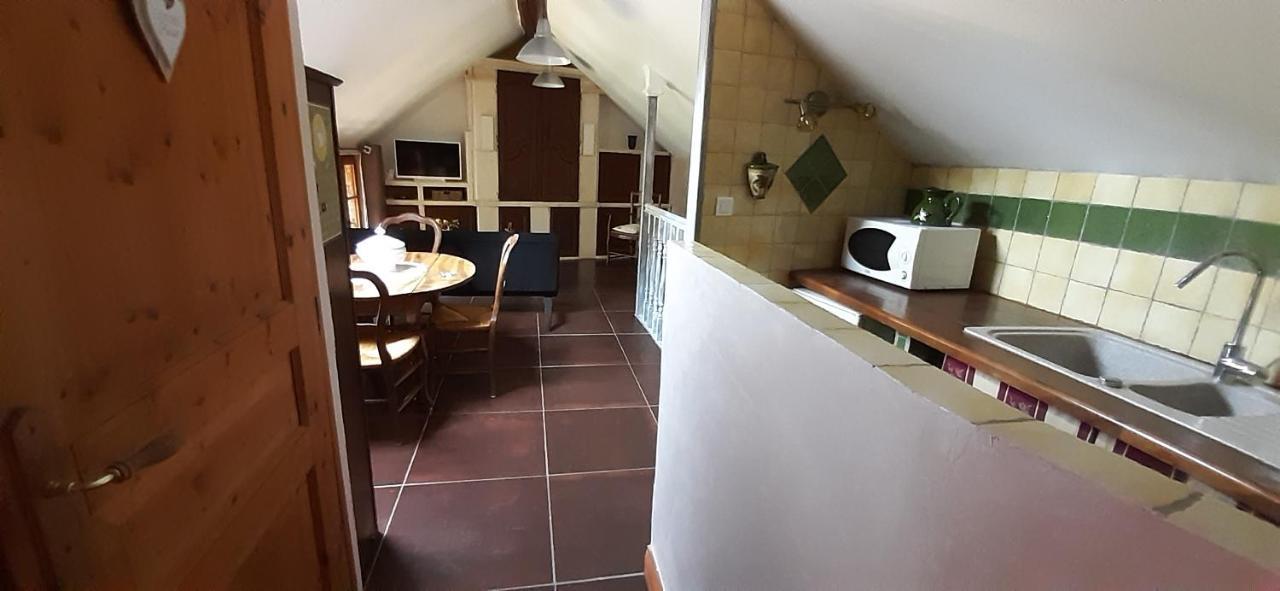 Villa Les pruniers à Fraissinet-de-Fourques Extérieur photo